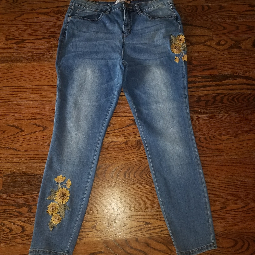 Mid Rise Jeans